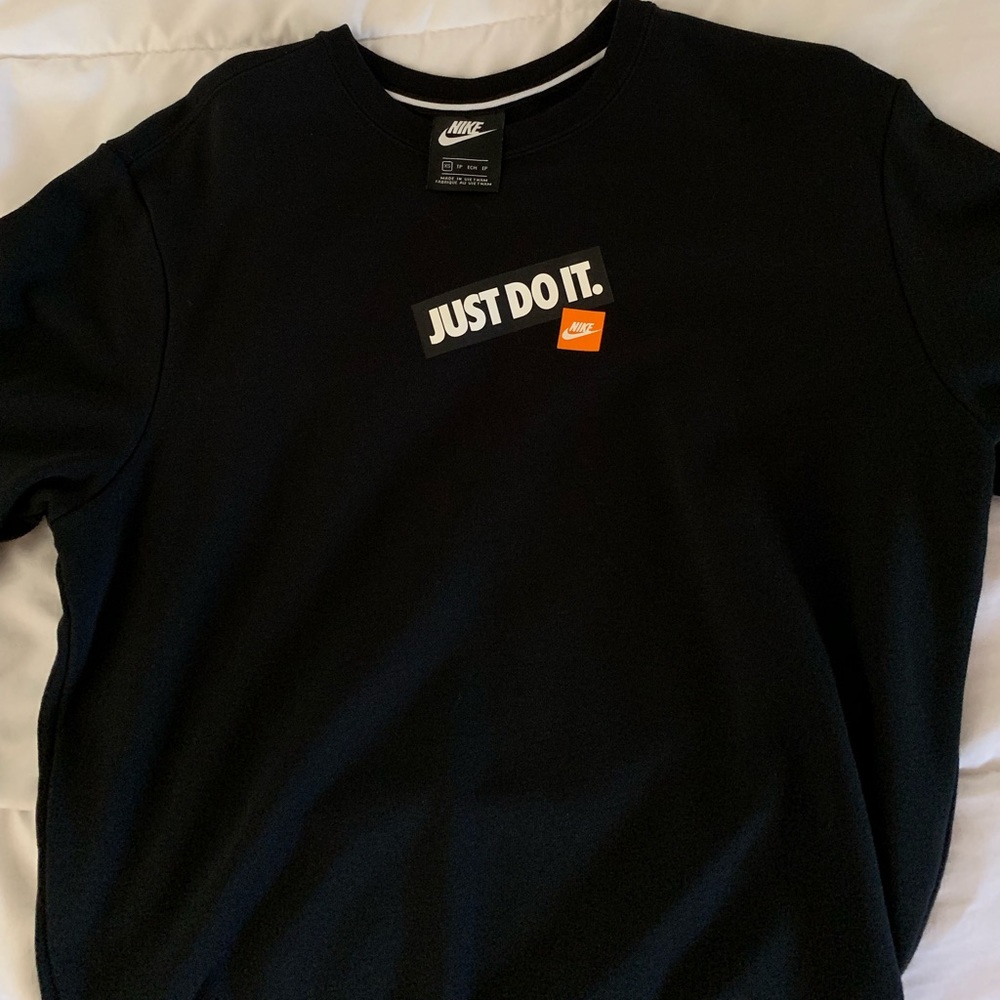 Nike black crew neck